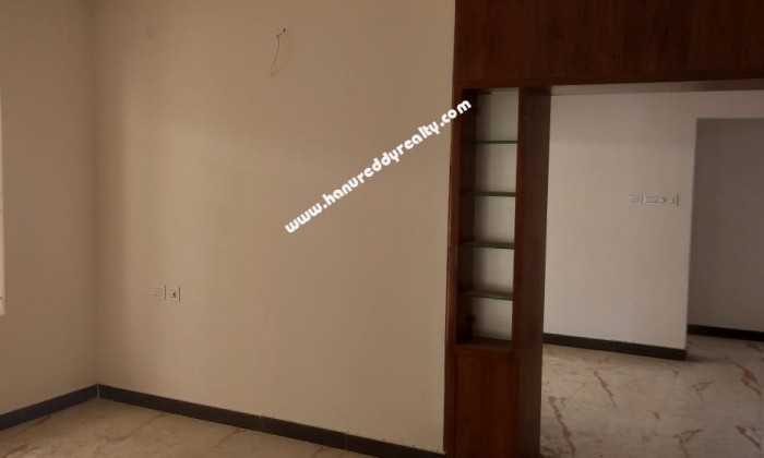 2 BHK Flat for Sale in West Mambalam