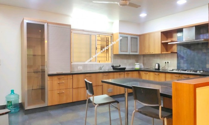 5 BHK Flat for Rent in Nungambakkam