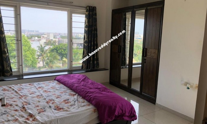 3 BHK Flat for Sale in Sholinganallur