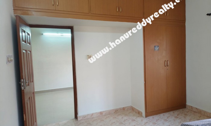 3 BHK Flat for Sale in Selaiyur