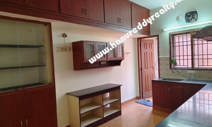 3 BHK Flat for Sale in Selaiyur