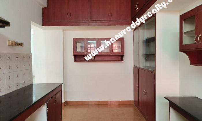 3 BHK Flat for Sale in Selaiyur