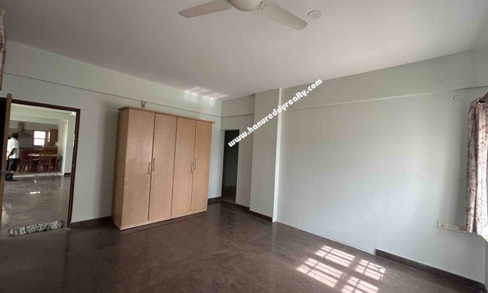 3 BHK Flat for Sale in Indiranagar