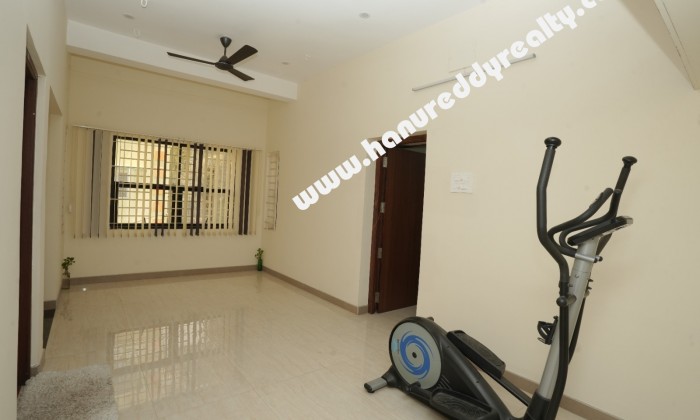 8 BHK Independent House for Rent in Avinashi Road