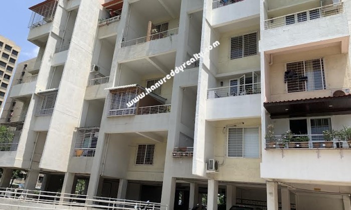 3 BHK Flat for Sale in Magarpatta