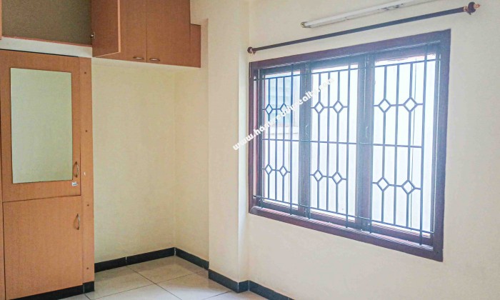 2 BHK Flat for Sale in R S Puram