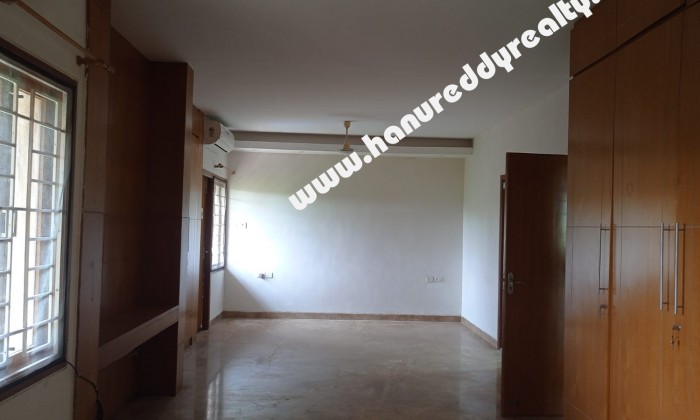 4 BHK Duplex House for Rent in Perungudi