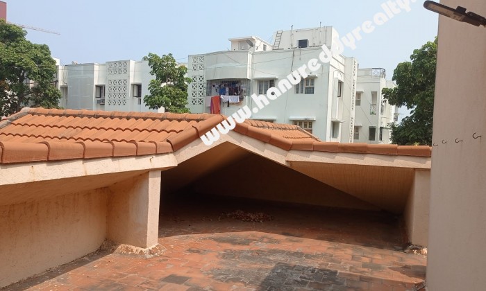 4 BHK Duplex House for Rent in Perungudi