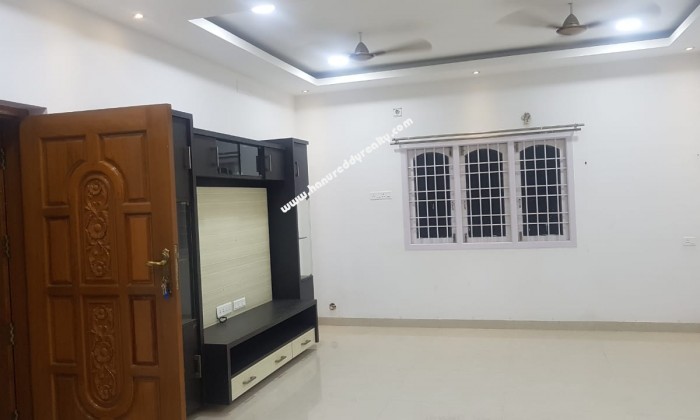 4 BHK Duplex Flat for Sale in Valasaravakkam