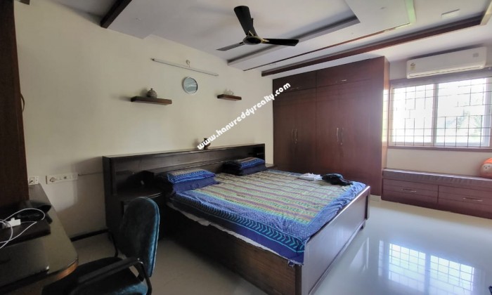 4 BHK Flat for Sale in Yendada