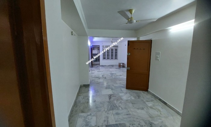 3 BHK Flat for Sale in Mahatma Gandhi road