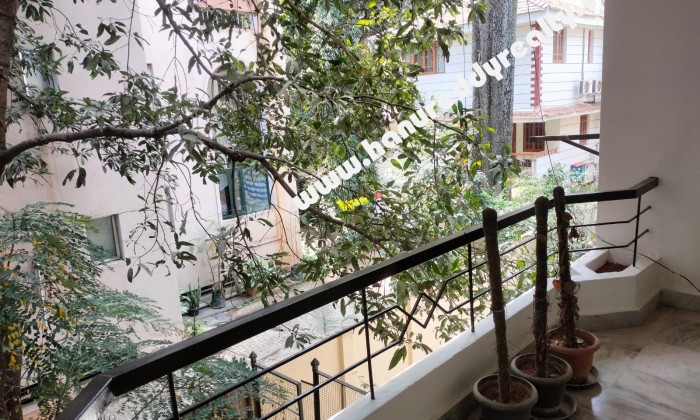 3 BHK Flat for Sale in Mahatma Gandhi road