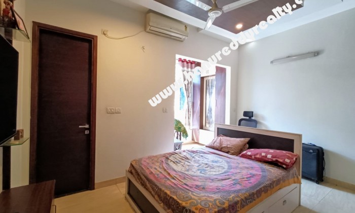 4 BHK Penthouse for Sale in Mogappair East