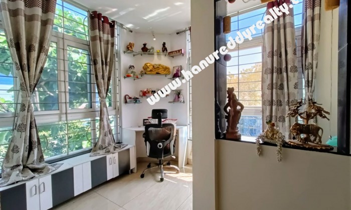 4 BHK Penthouse for Sale in Mogappair East