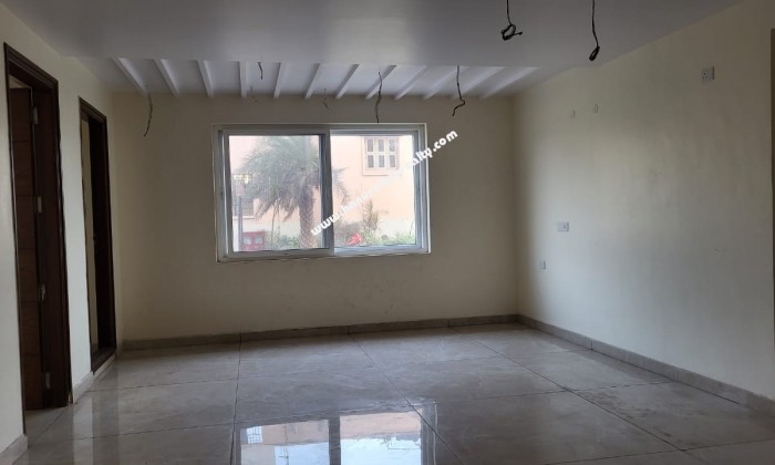 2 BHK Flat for Sale in Beach Road