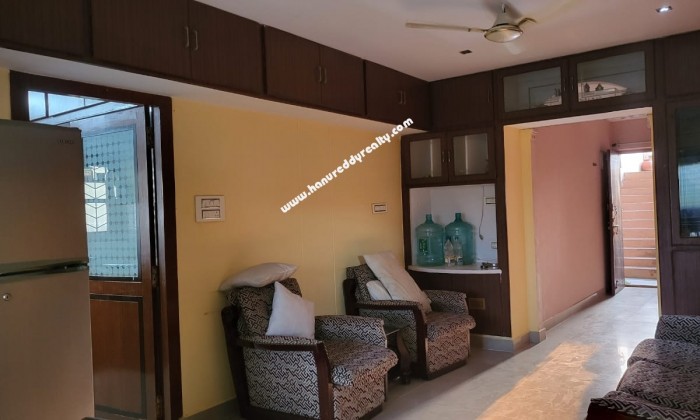 2 BHK Flat for Rent in Seethammadhara