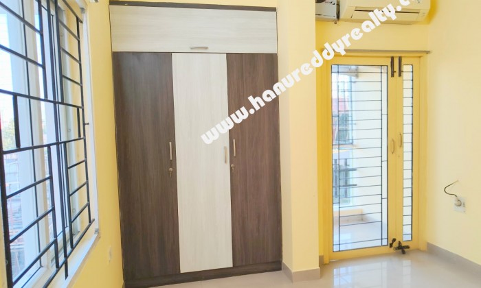 2 BHK Flat for Sale in Velachery