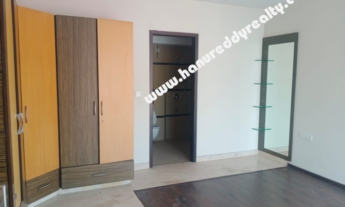 4 BHK Flat for Sale in Ulsoor