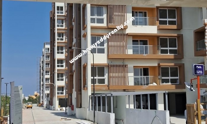 3 BHK Flat for Sale in Manapakkam