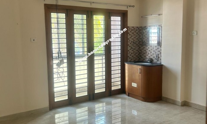 3 BHK Flat for Sale in Mahalingapuram