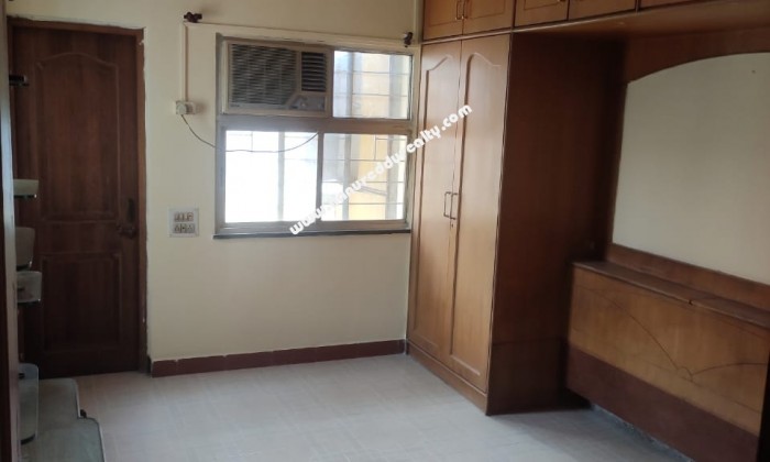 1 BHK Flat for Sale in Karvenagar