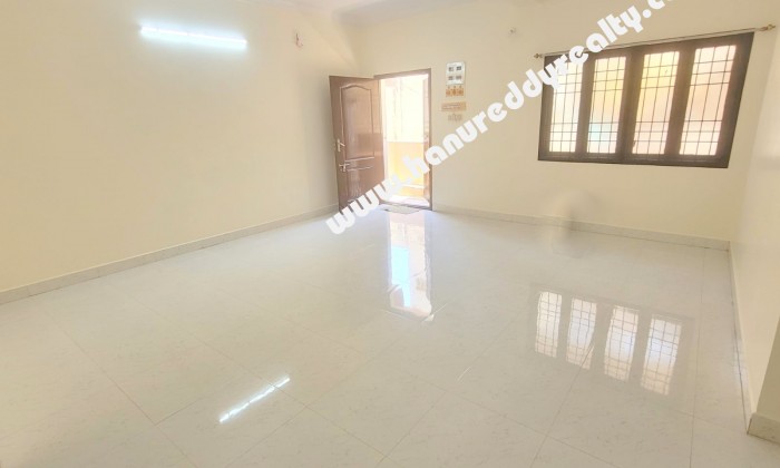 2 BHK Flat for Sale in Kottivakkam