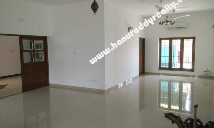 4 BHK Villa for Rent in Uthandi