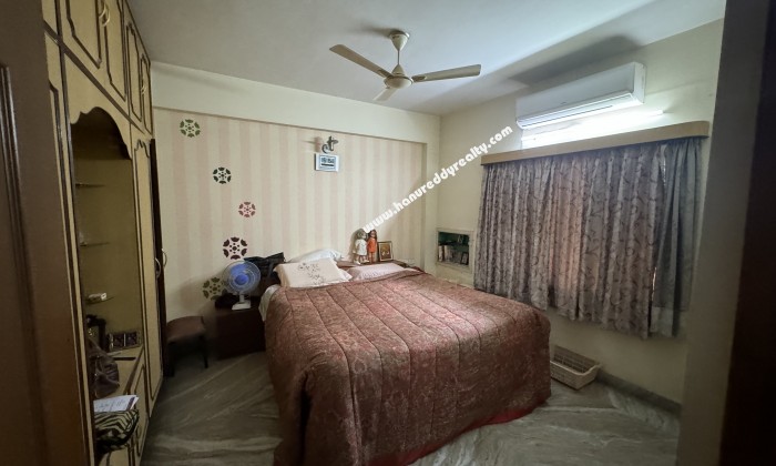 4 BHK Flat for Sale in Mylapore