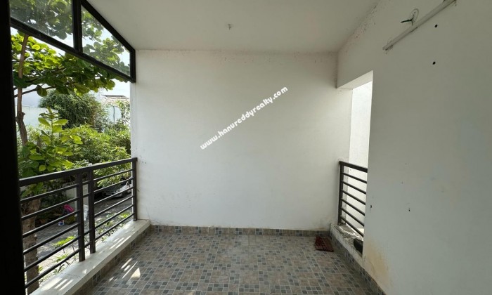 3 BHK Villa for Sale in Thalambur