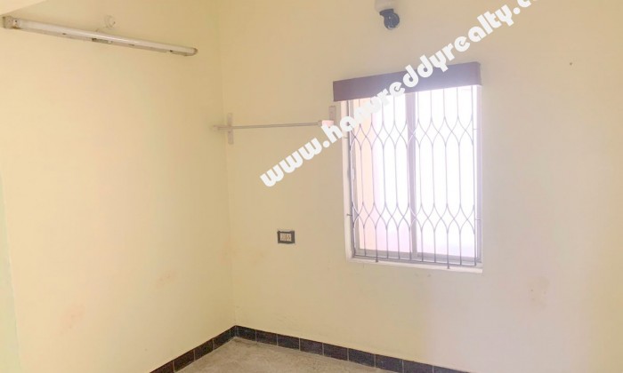 2 BHK Flat for Sale in Thiruvanmiyur