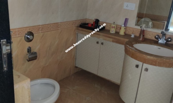 4 BHK Flat for Sale in Mohamad Wadi