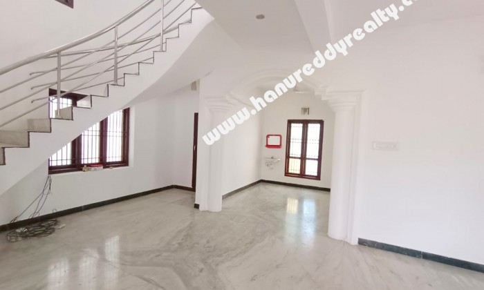 4 BHK Independent House for Rent in Vettuvankeni