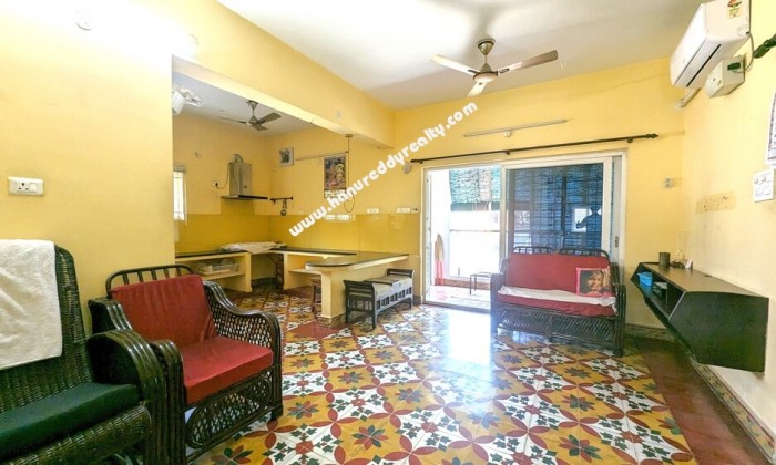 3 BHK Flat for Sale in Padmaraonagar