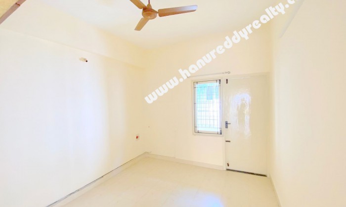 3 BHK Flat for Sale in Mandaveli