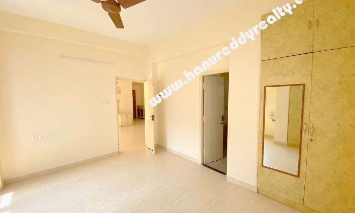 3 BHK Flat for Sale in Mandaveli