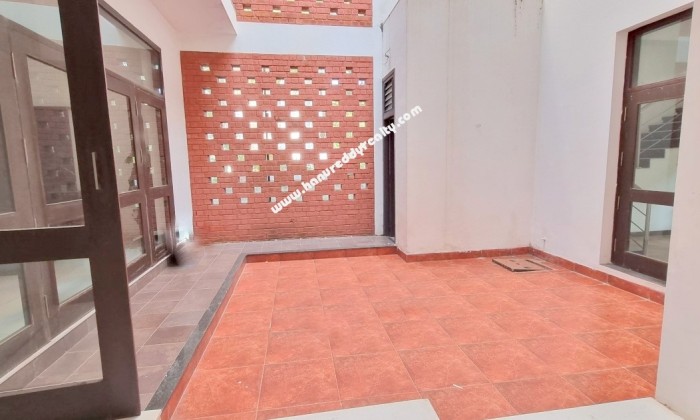 3 BHK Villa for Sale in Uthandi