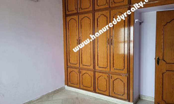 2 BHK Flat for Sale in Kirlampudi