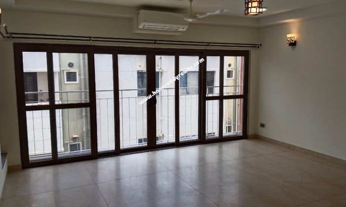 3 BHK Flat for Rent in Raja Annamalaipuram