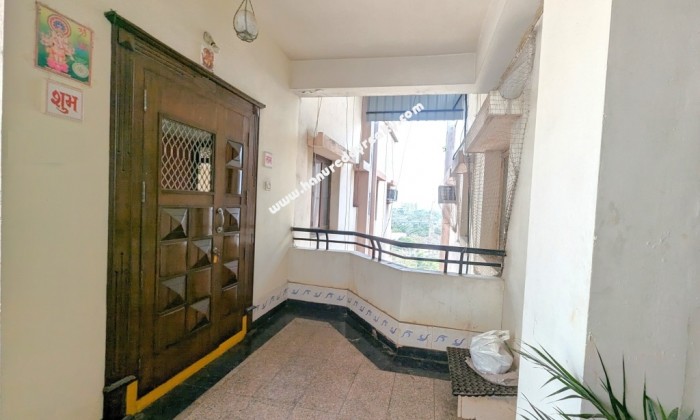 3 BHK Flat for Sale in Padmaraonagar