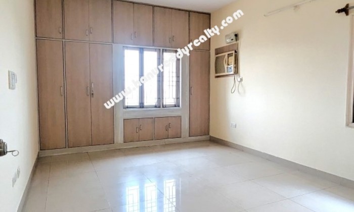 3 BHK Flat for Sale in Padmaraonagar