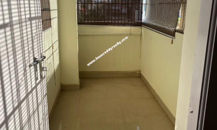 2 BHK Flat for Sale in Keelkattalai