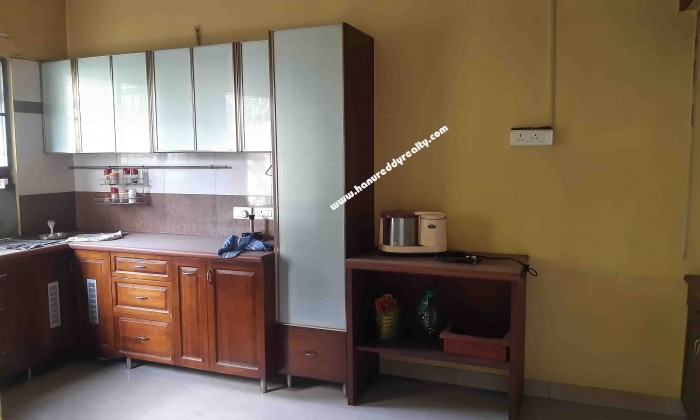 2 BHK Flat for Sale in Race Course