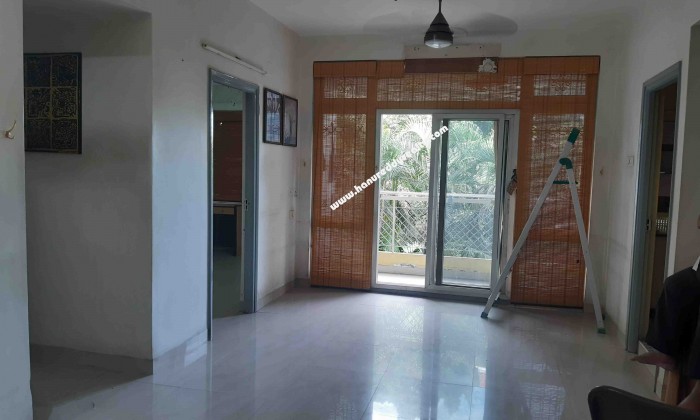 2 BHK Flat for Sale in Race Course