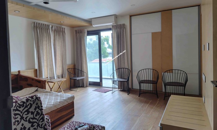 3 BHK Flat for Sale in Race Course