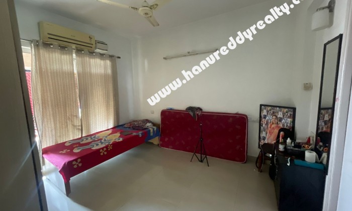 3 BHK Flat for Sale in Korattur