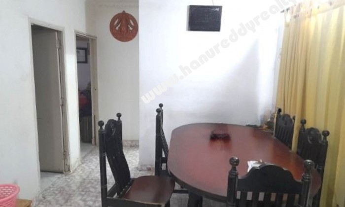 4 BHK Flat for Sale in Mandaveli