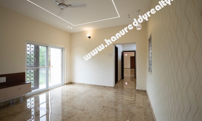  BHK Villa for Sale in Padur