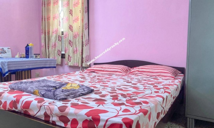 2 BHK Flat for Sale in Anna Nagar