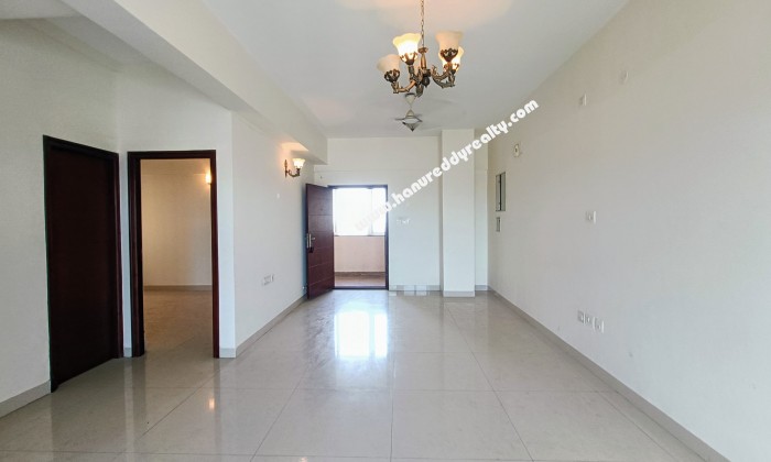 2 BHK Flat for Sale in Nungambakkam