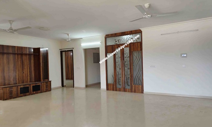 3 BHK Flat for Sale in Race Course